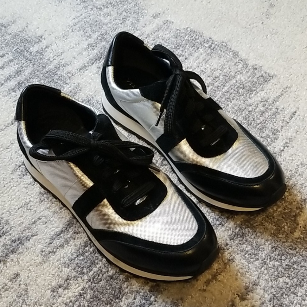 Via Spiga Silver and Black sneakers
